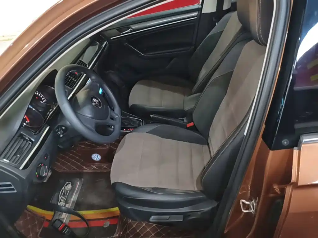 Volkswagen C-TREK 2016 2017 1.6L Automatic Comfort