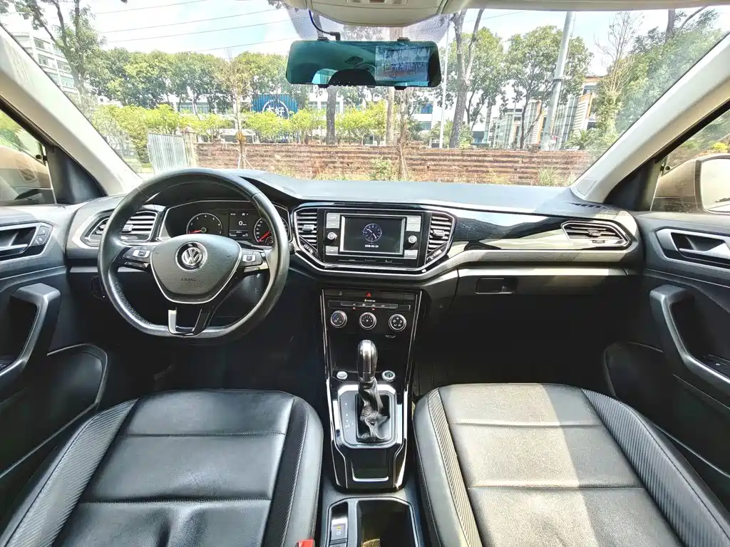 Volkswagen T-ROC 2018 2018 280TSI DSG 2WD Comfort (China V)