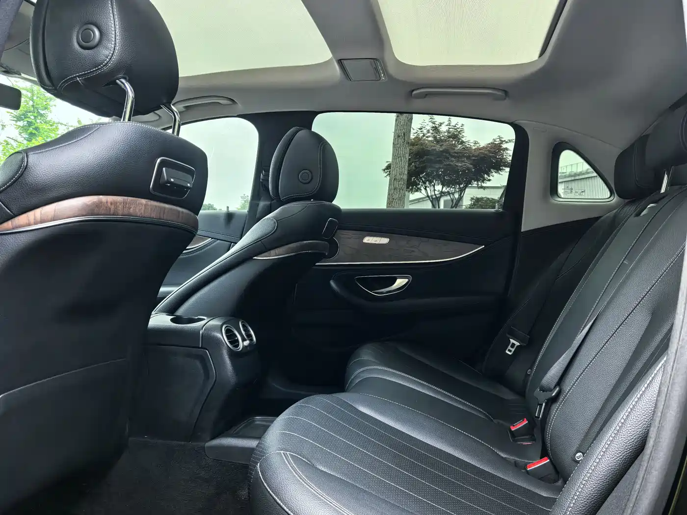 Mercedes-Benz E-Class 2019 Facelift E 300 L Fashion фото 5