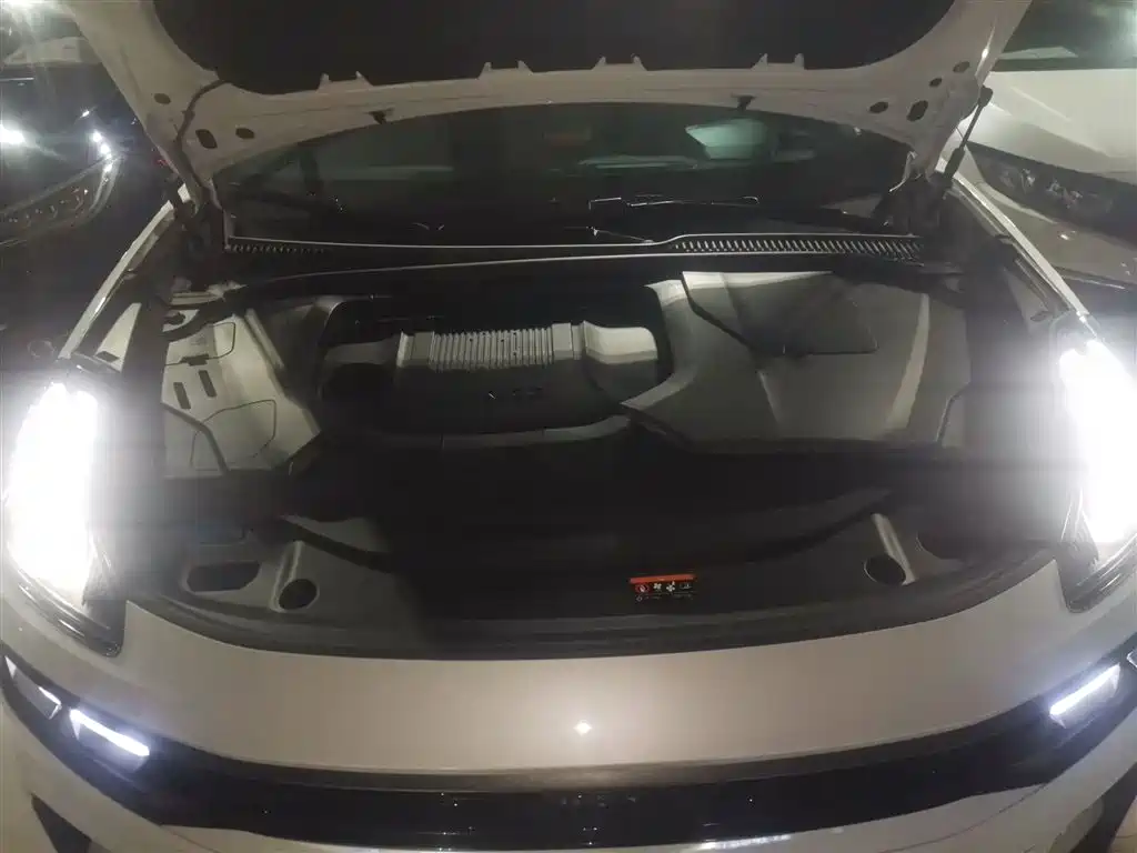 Lynk & Co 06 2023 Remix 1.5T Power Halo фото 16