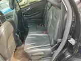 Фото 13 - Ford Edge