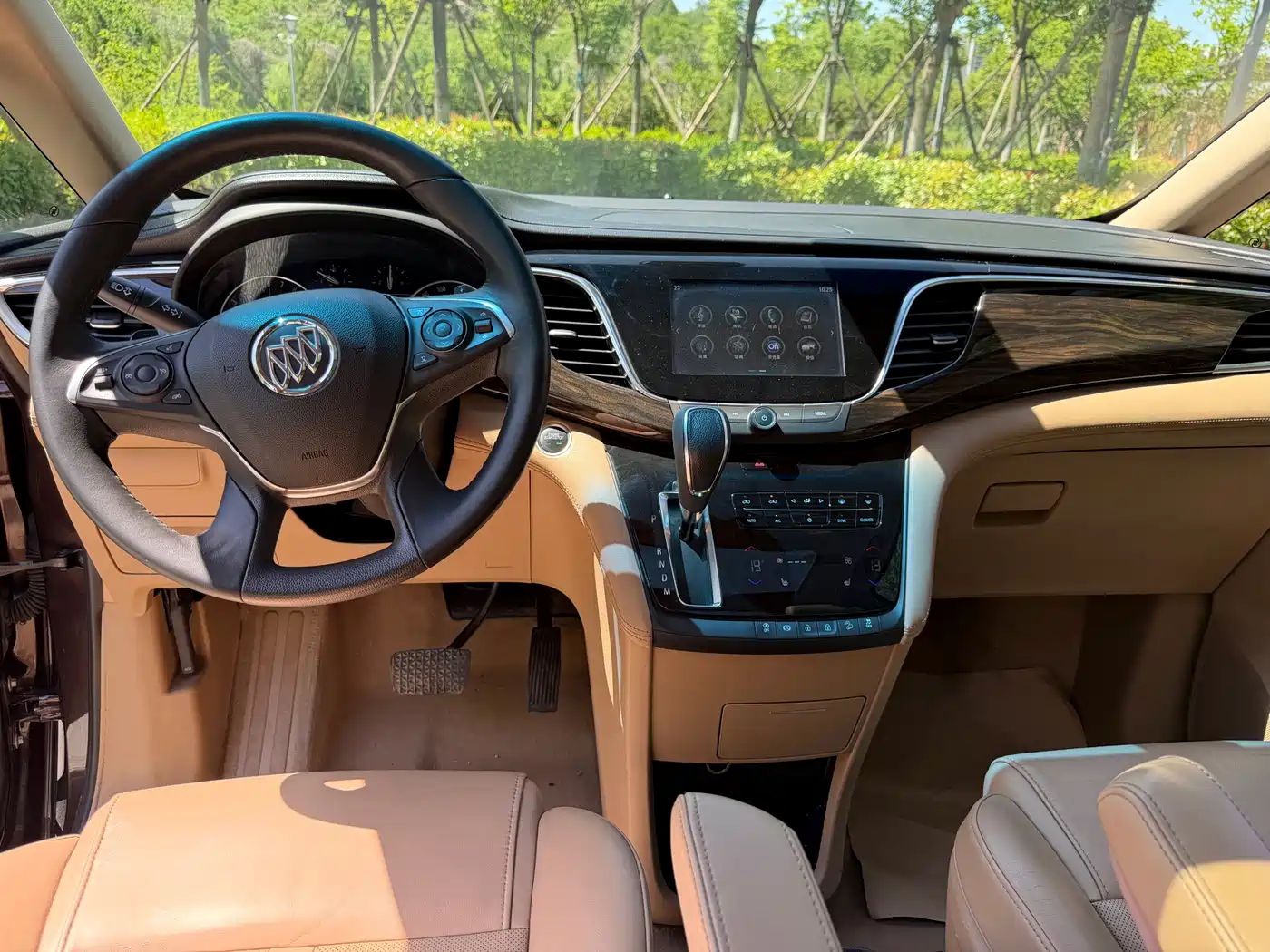 Buick GL8 2017 ES 28T Luxury China V фото 8