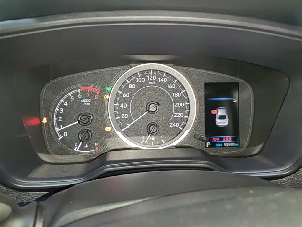 Toyota Levin 2019 185T CVT Luxury Edition China VI фото 12