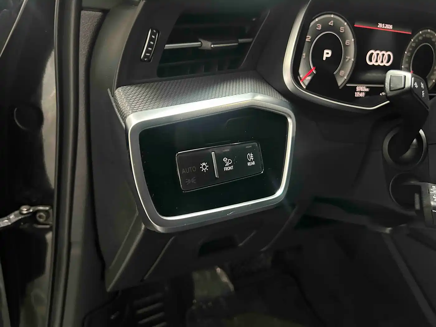 Audi A6L 2025 45 TFSI Premium Sport фото 13