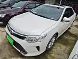 Фото 2 - Toyota Camry
