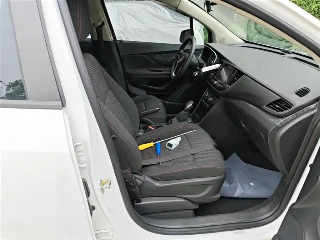 Buick Encore 2018 18T Automatic 2WD Urban Leading фото 25