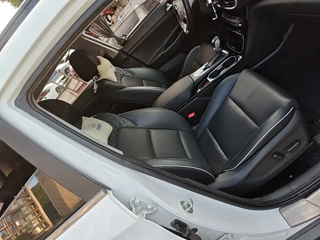 Фото 25 - Hyundai Tucson