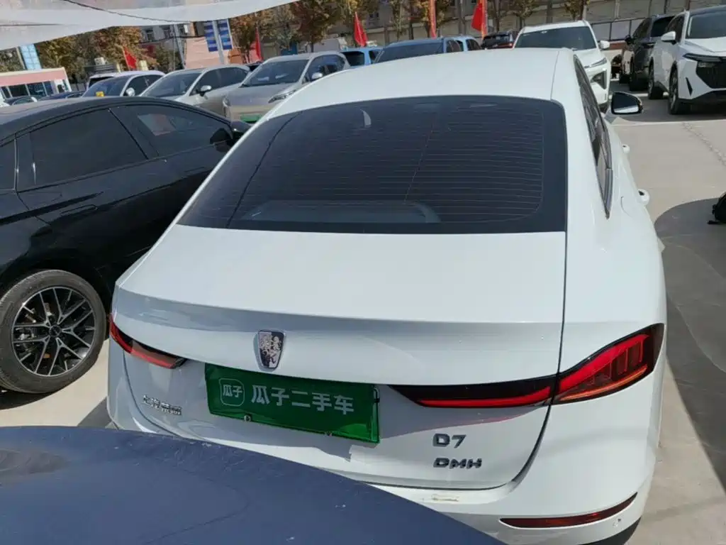 Фото 6 - Roewe D7