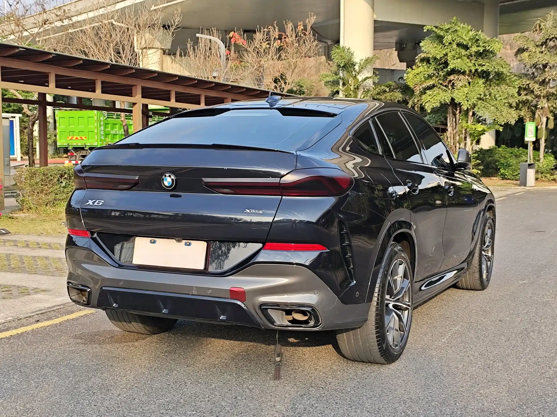 Фото 14 - BMW X6