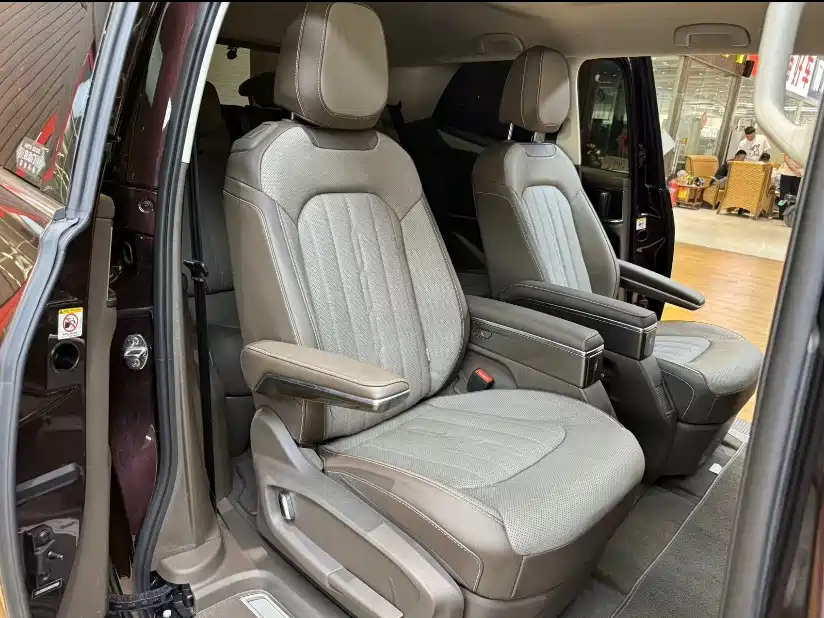 Volkswagen Viloran 2023 Facelift 380TSI Prestige Edition фото 23