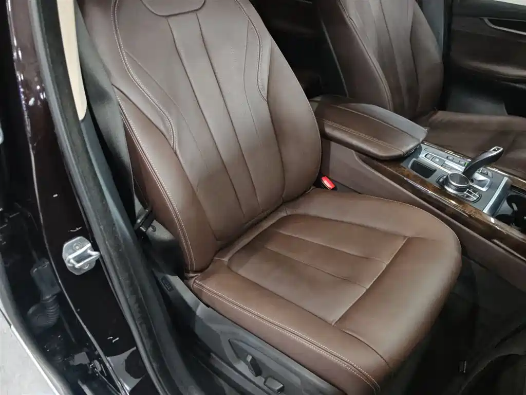 BMW X5 (Import) 2017 xDrive28i фото 20
