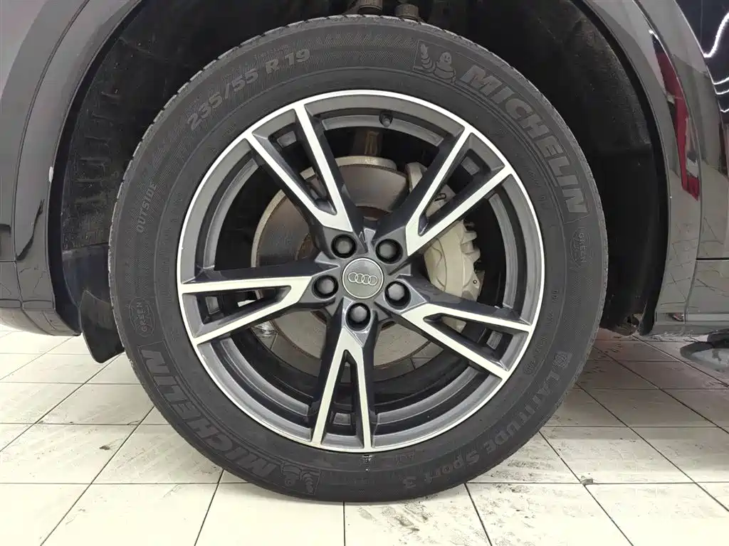 Audi Q5L 2018 40 TFSI Premium Fashion China VI фото 16