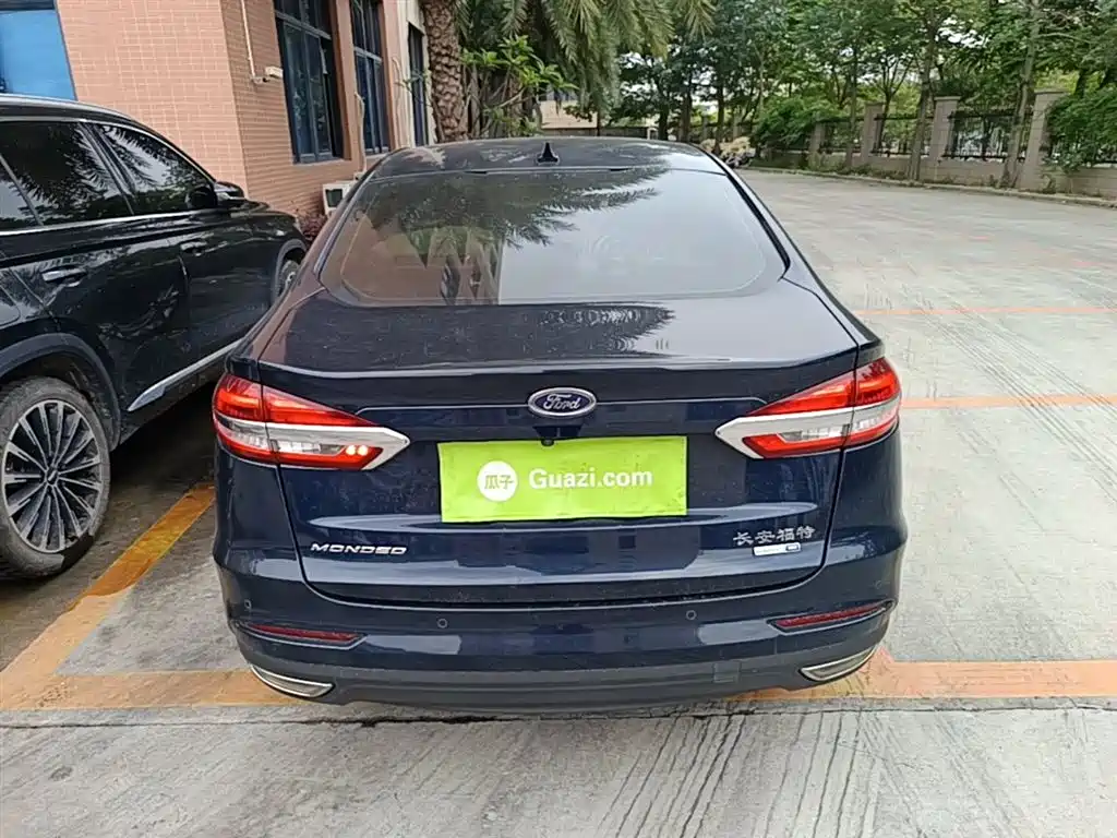 FORD MONDEO