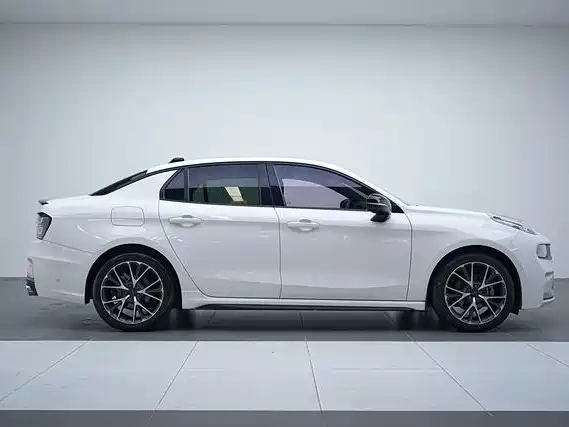 Lynk & Co 03 2019 1.5TD DCT Type Pro Edition China VI фото 12