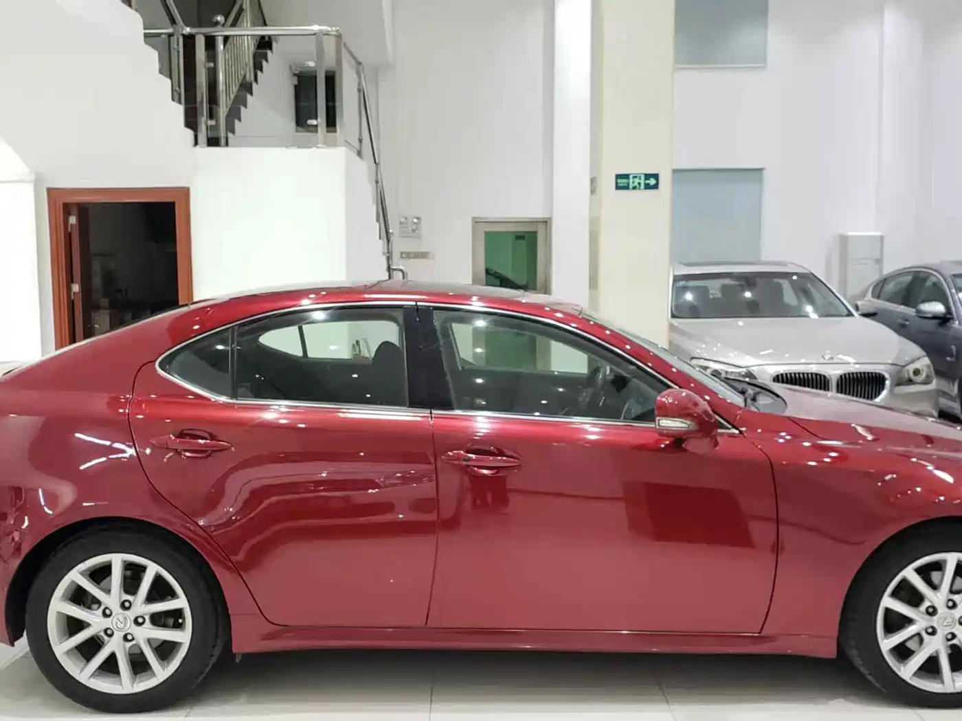 Lexus IS 2011 250 Sport фото 12