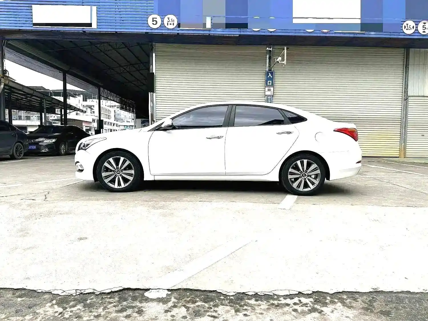 Photo 4 - Hyundai Mistra