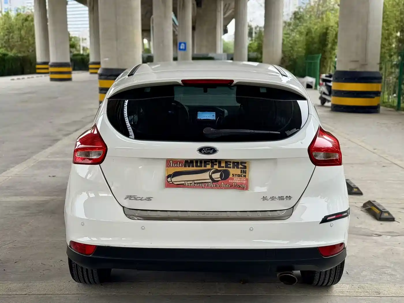 FORD FOX