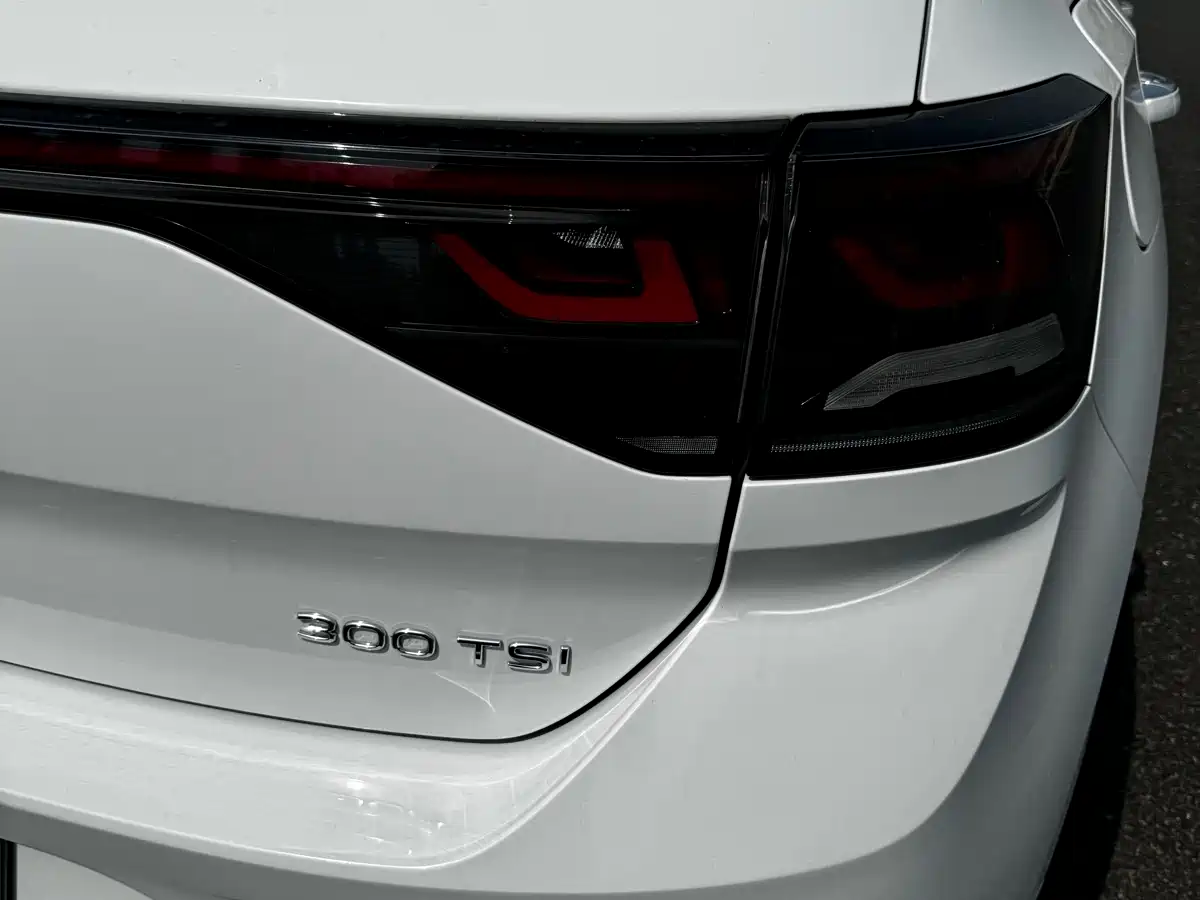Volkswagen T-ROC 2023 300TSI DSG 2WD Dawn Edition фото 21