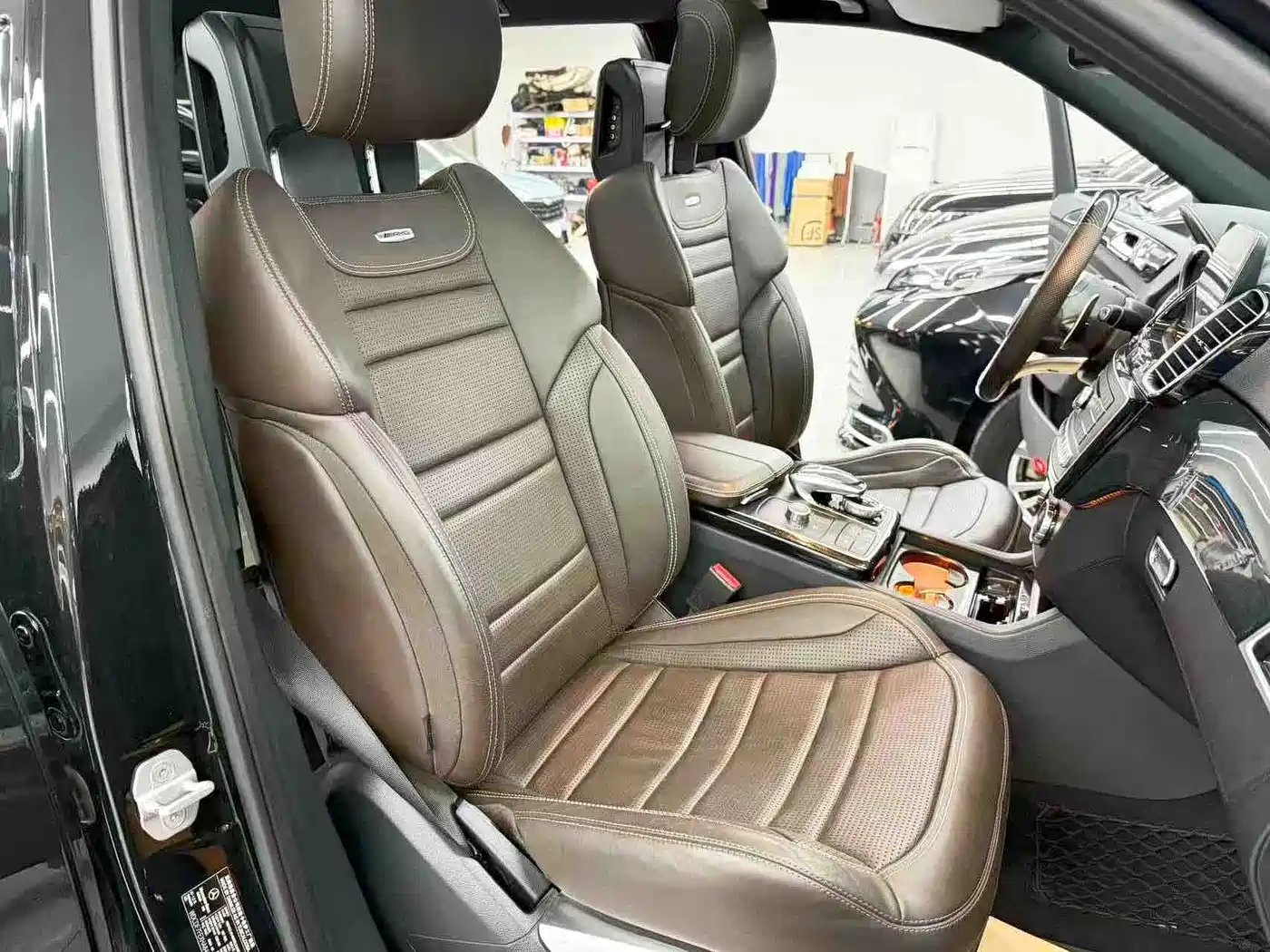 Mercedes-Benz GLS AMG 2017 AMG GLS 63 4MATIC фото 14