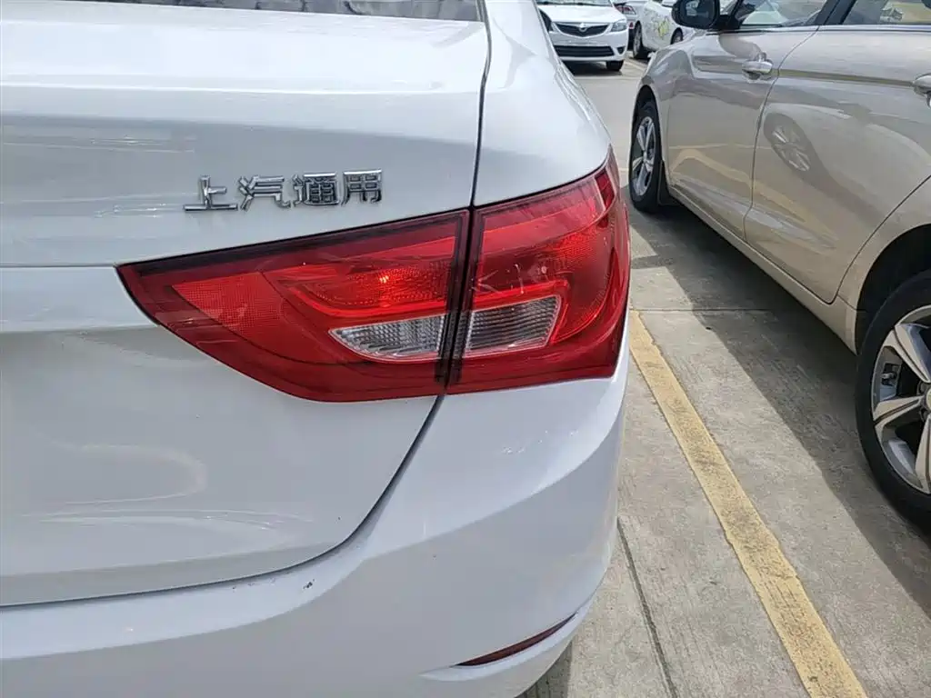 Buick Excelle 2017 15N Manual Progressive фото 8