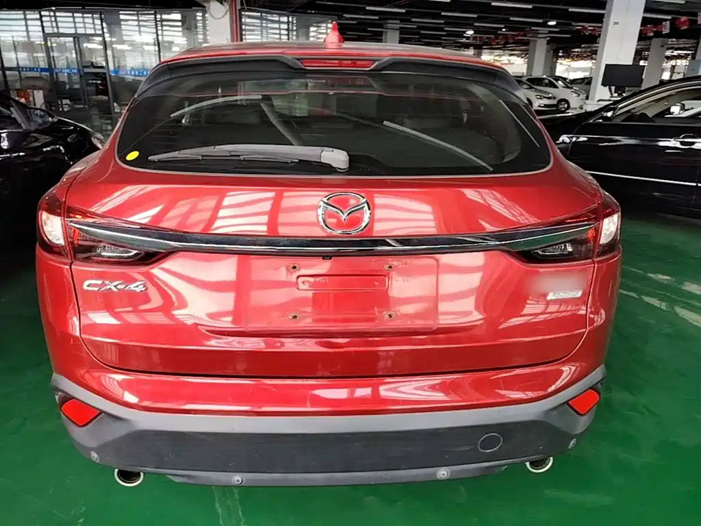 Фото 6 - Mazda CX-4