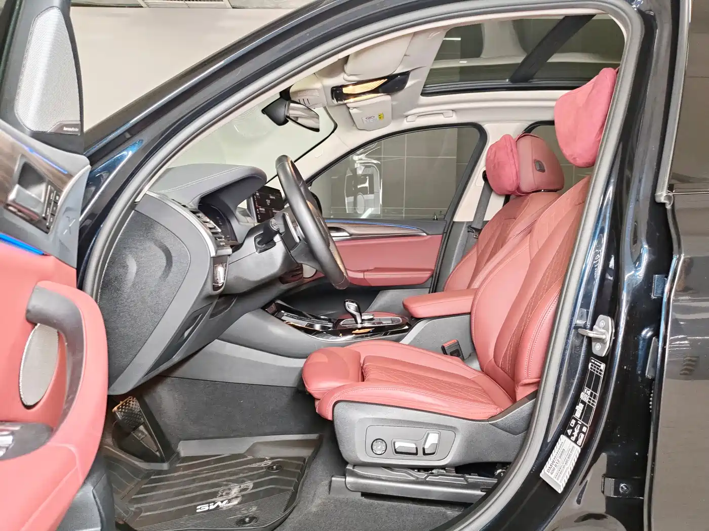 BMW X3 2022 Facelift xDrive30i Leading M Shadow Edition фото 9