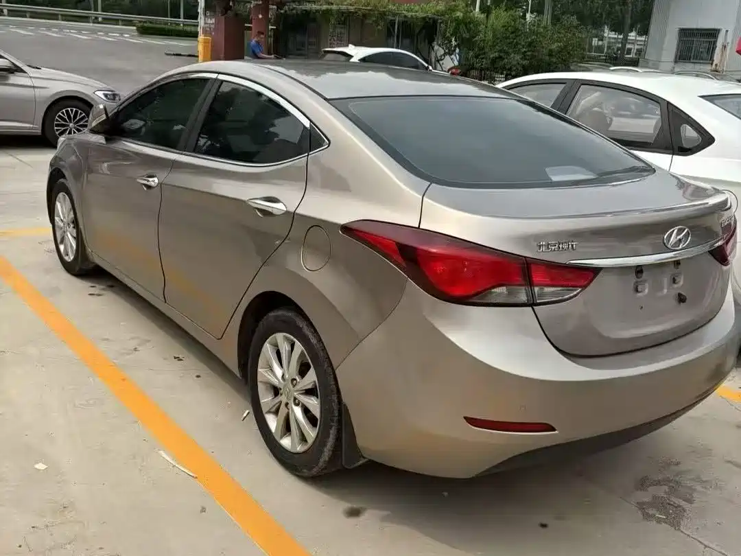 Hyundai Langdong 2016 1.6L Manual Premium Edition фото 8