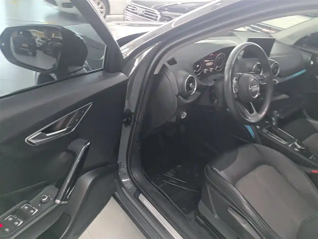Audi Q2L e-tron 2019 Q2L e-tron Pure Electric Smart Enjoyment фото 12