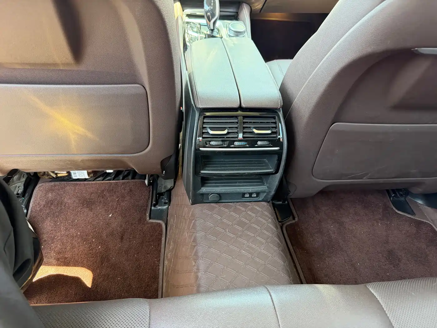 BMW 5 Series New Energy 2021 535Le M Sport Package фото 8
