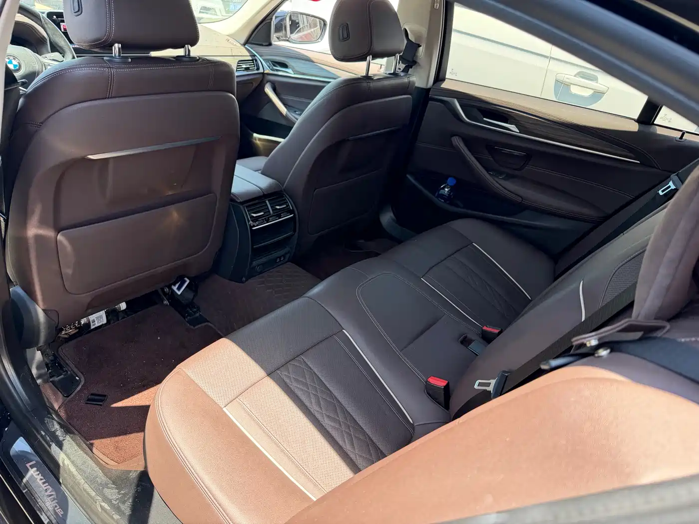 BMW 5 Series New Energy 2021 535Le M Sport Package фото 5
