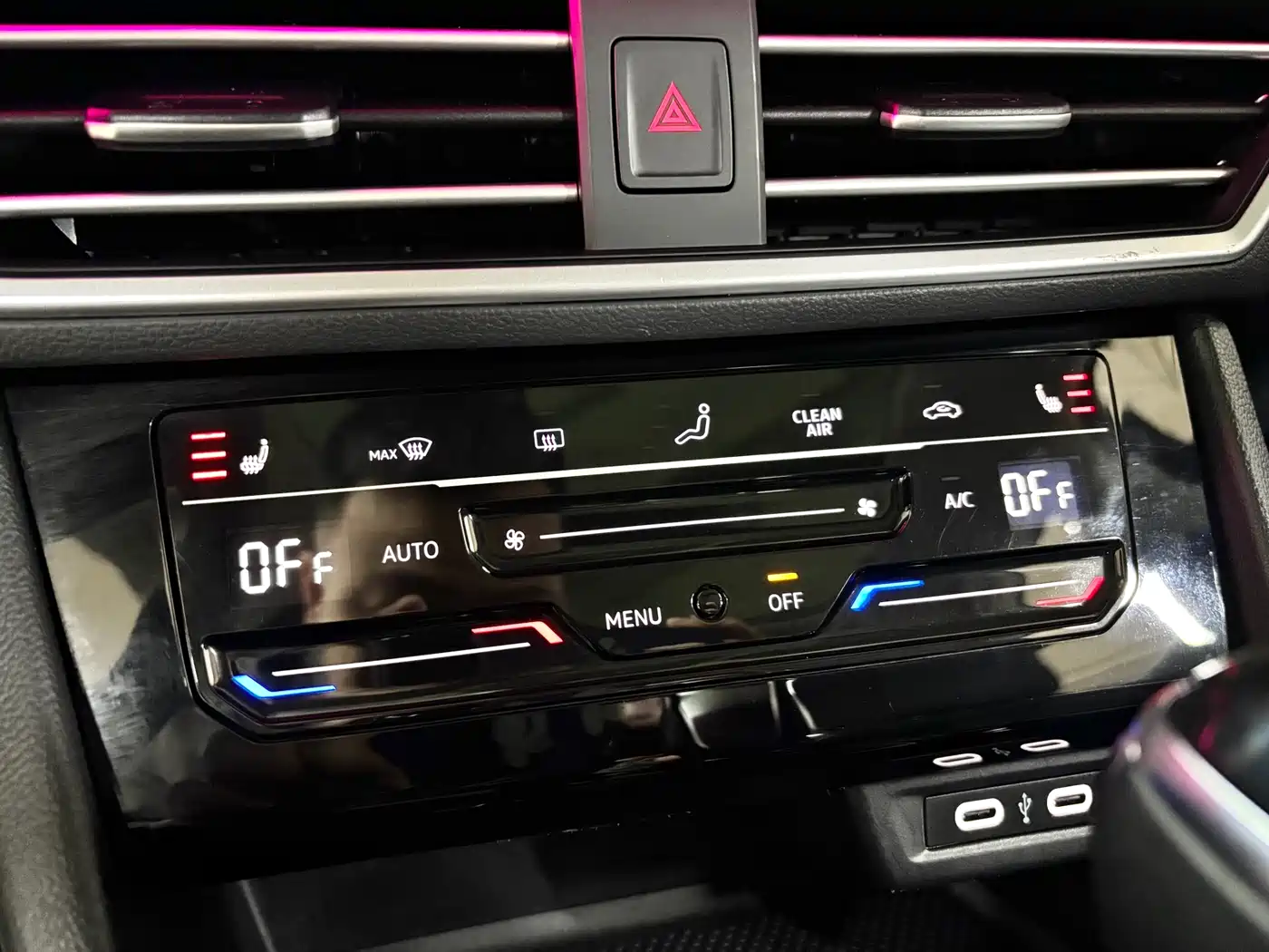 Volkswagen Sagitar 2023 Model Year 280TSI DSG Surpass Edition фото 17