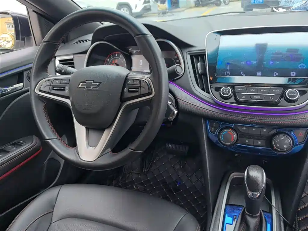 Chevrolet Monza 2019 RS 330T Auto Smooth Edition China VI фото 10