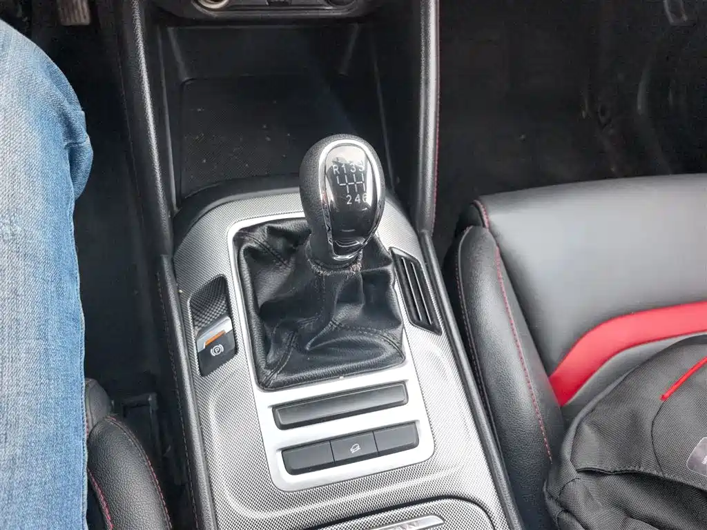 Changan CS55 2018 2017 1.5T Manual Xuanse Edition