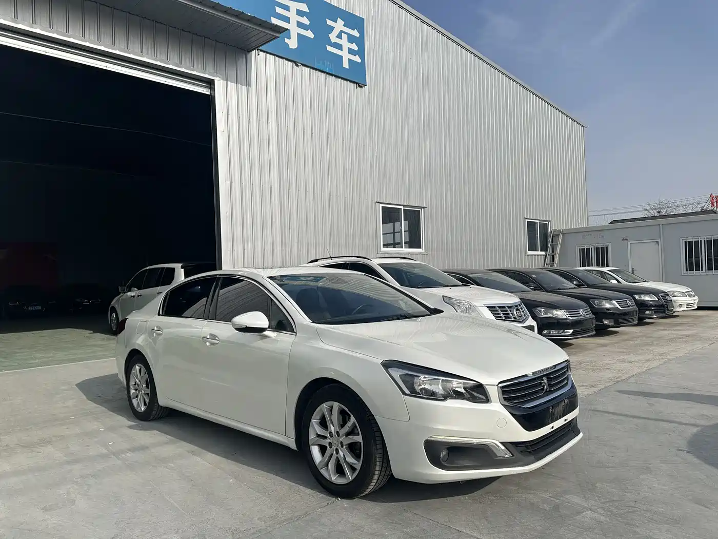 Peugeot 508 2015 1.6THP Auto Excellence Edition фото 3