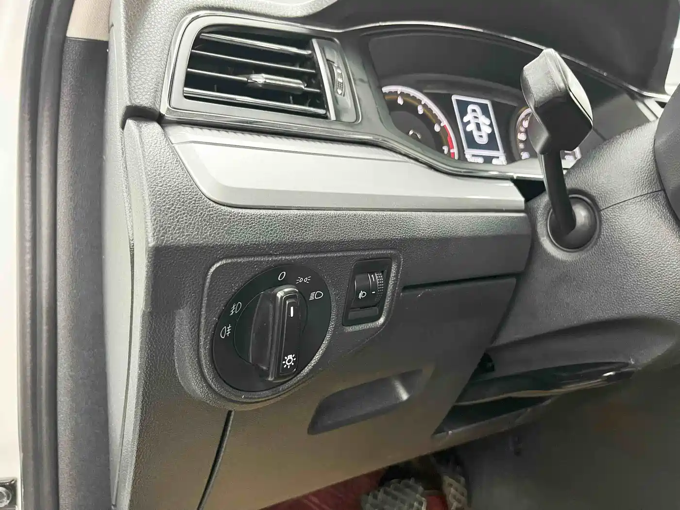Volkswagen Lamando 2019 230TSI DSG Fashion Edition China VI фото 12