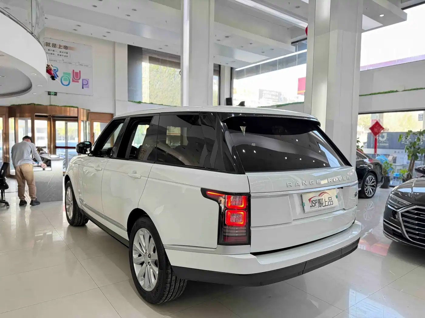 Land Rover Range Rover 2016 3.0 SC V6 Vogue фото 13