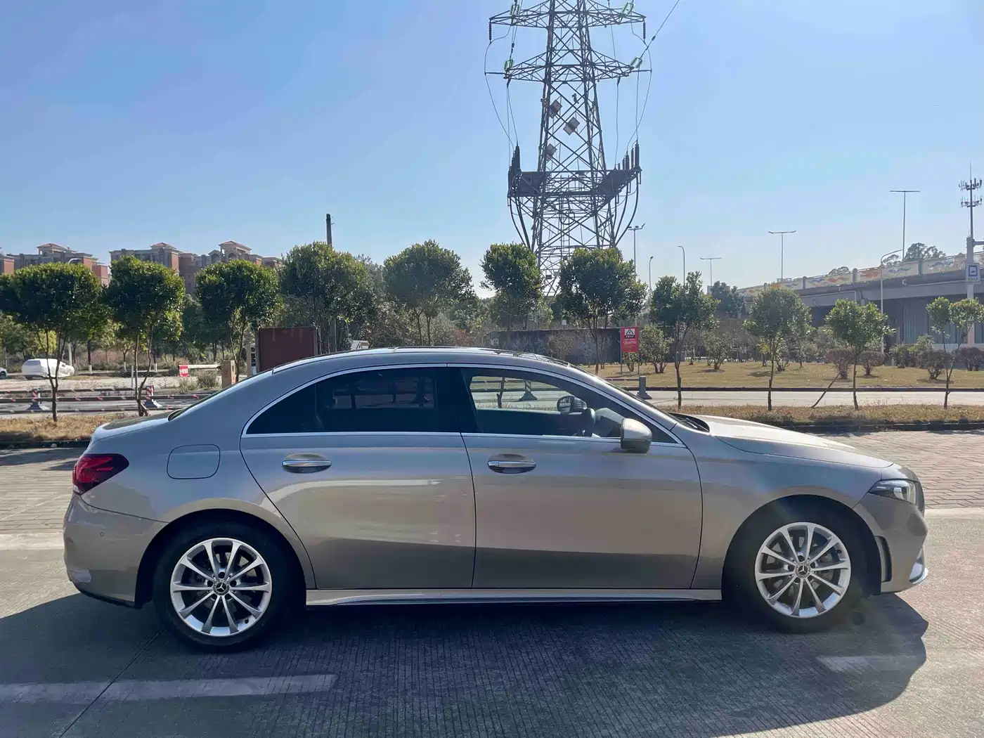 MERCEDES-BENZ CLASS A