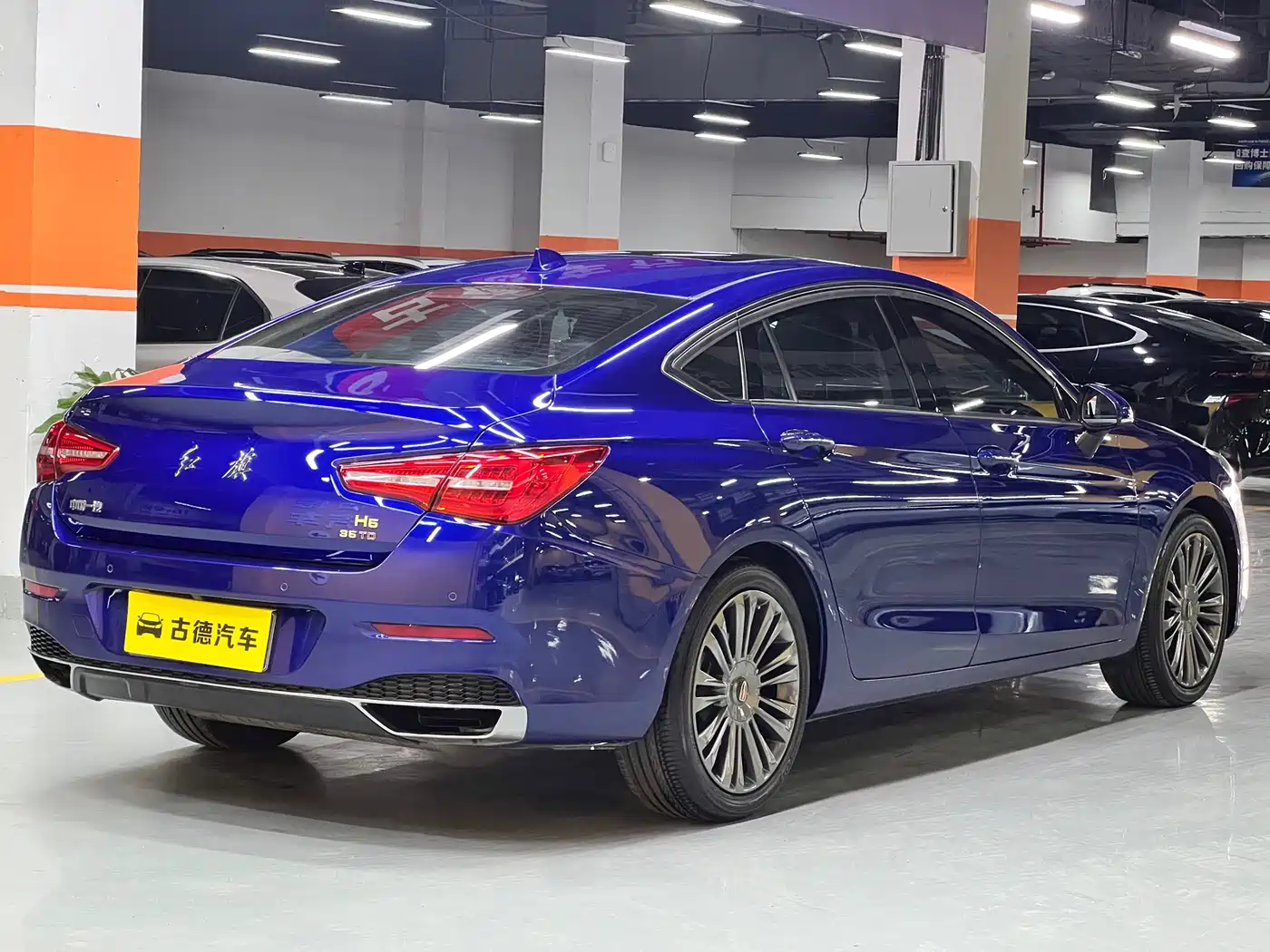 Hongqi H5 2020 1.8T Automatic Smart Connection Qi Enjoy Edition фото 7
