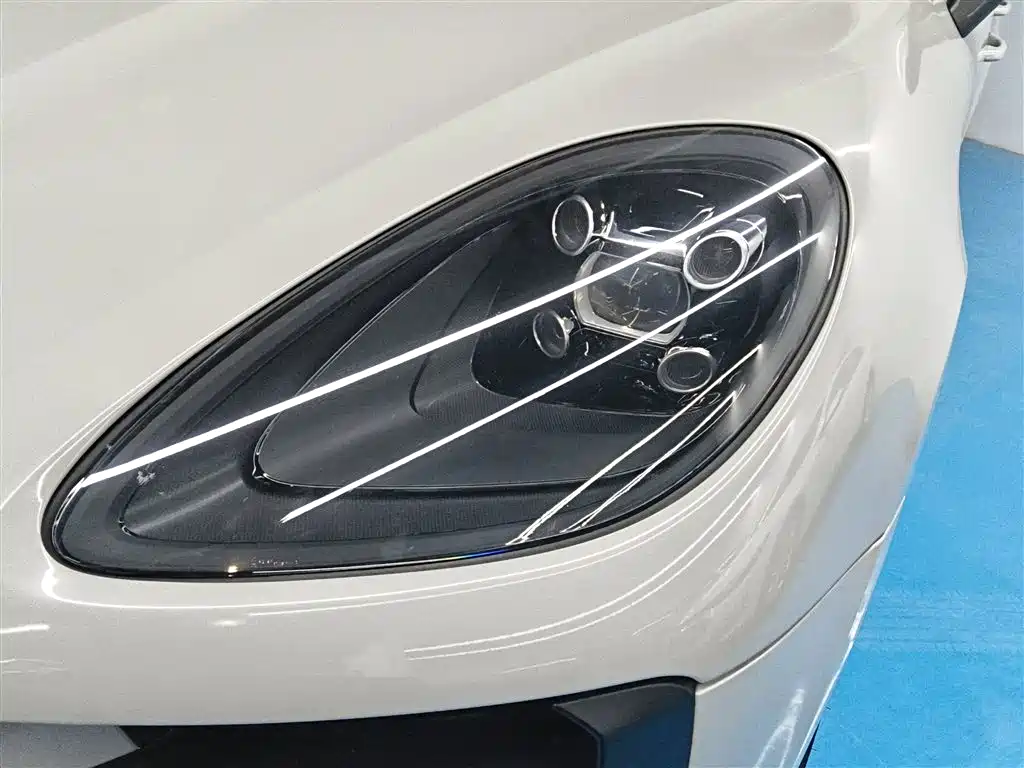 Porsche Macan 2020 Macan 2.0T фото 24