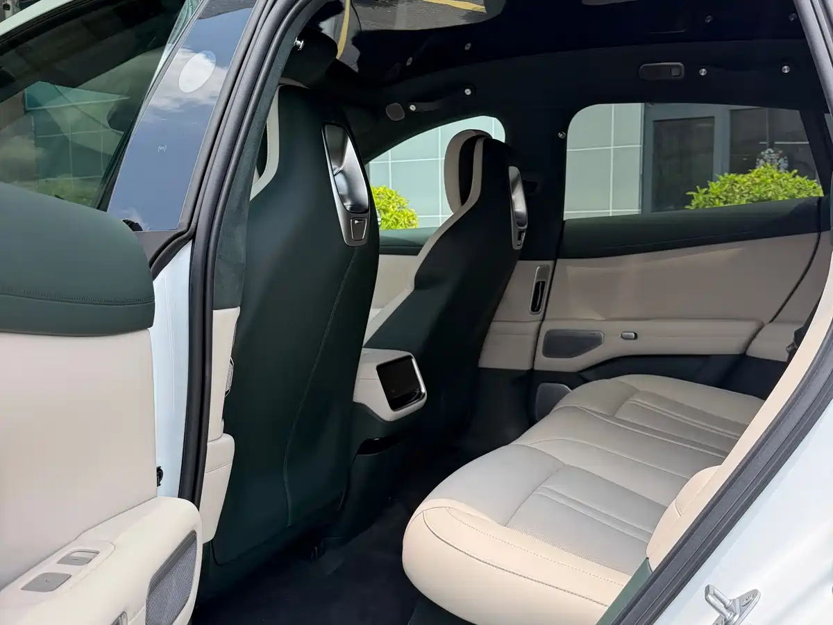 Xiaomi Auto Xiaomi YU7 2025 Ultra Long Range High Performance AWD Max Edition фото 8