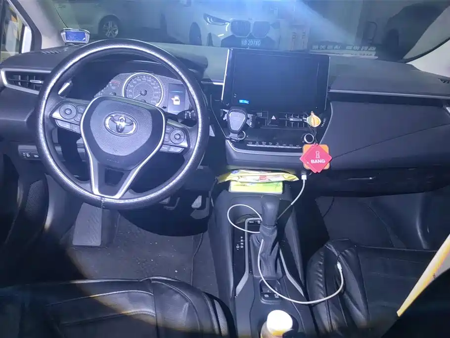 Toyota Corolla 2021 1.2T S-CVT Elite Edition фото 12