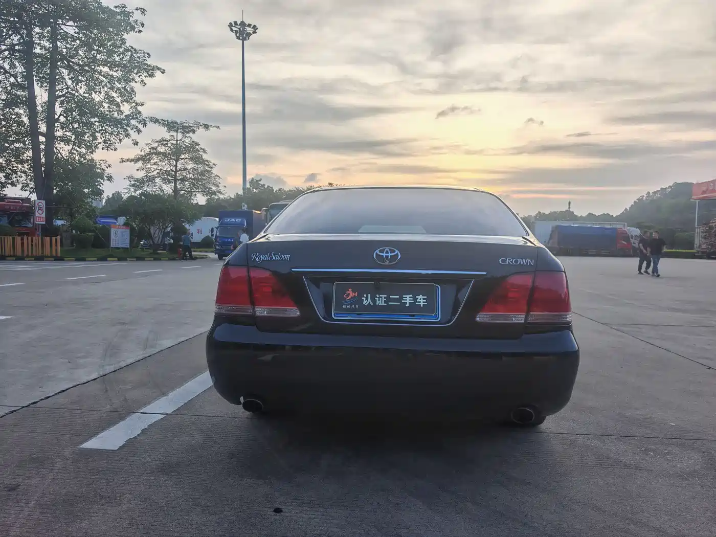 Toyota Crown 2005 Model 3.0L Royal фото 6