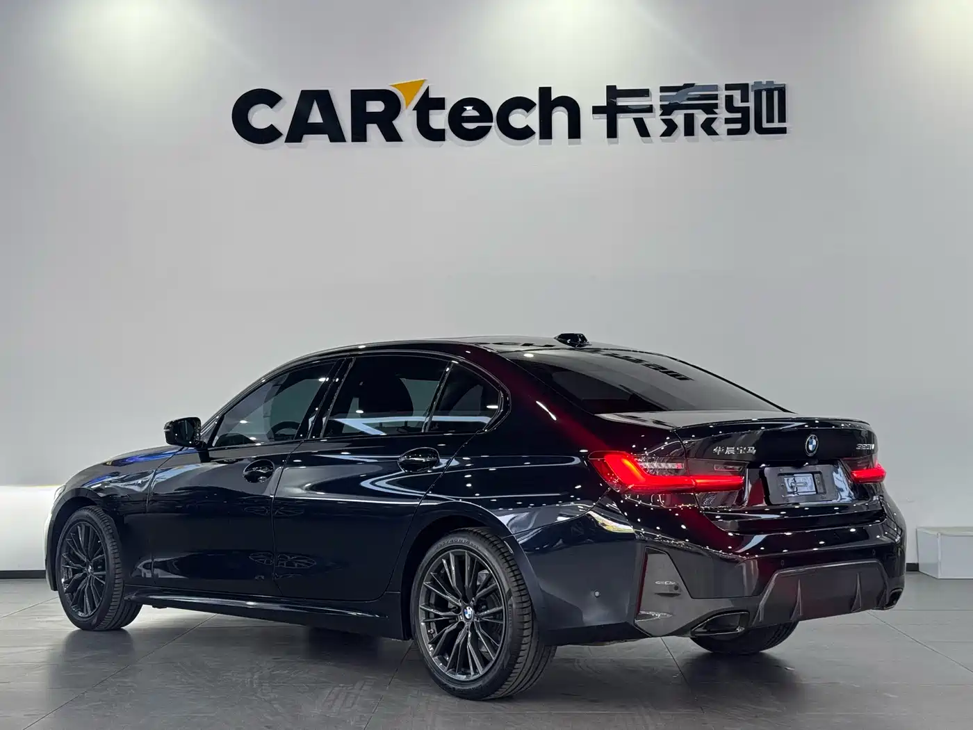 BMW 3 Series 2024 325Li M Sport Shadowline Package фото 28