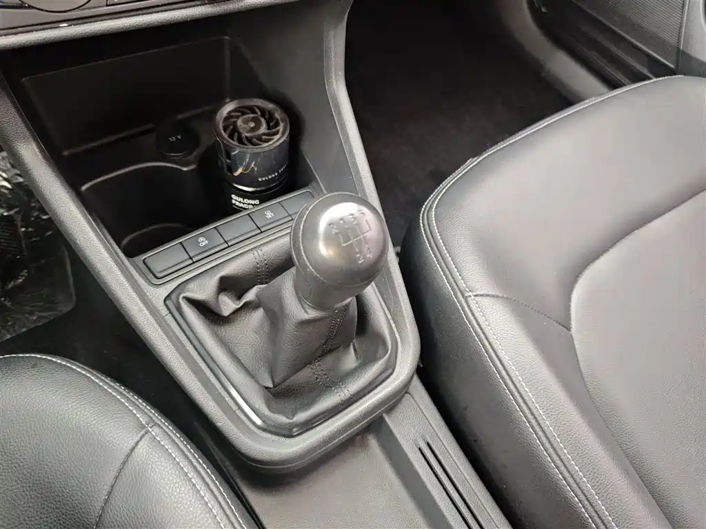 Volkswagen Santana 2019 1.5L Manual Trend China VI фото 10