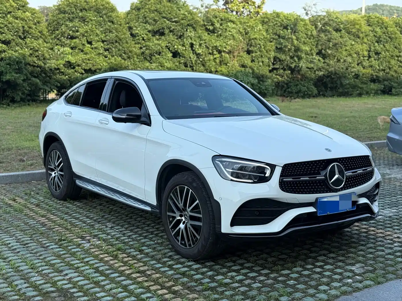 Mercedes-Benz GLC Coupe 2021 GLC 300 4MATIC Coupe SUV фото 3