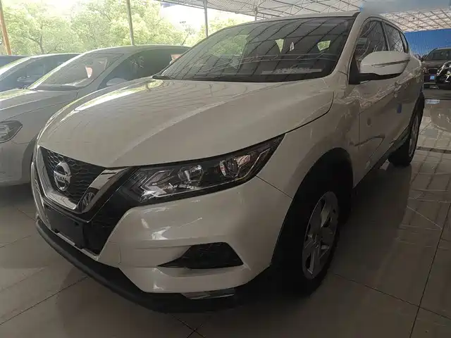 Nissan Qashqai 2021 2.0L CVT Smart Version