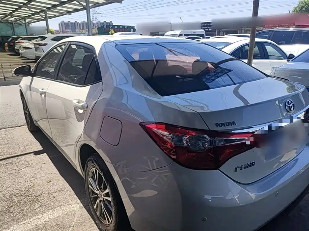 Toyota Levin 2016 1.6G CVT Elite Edition фото 5