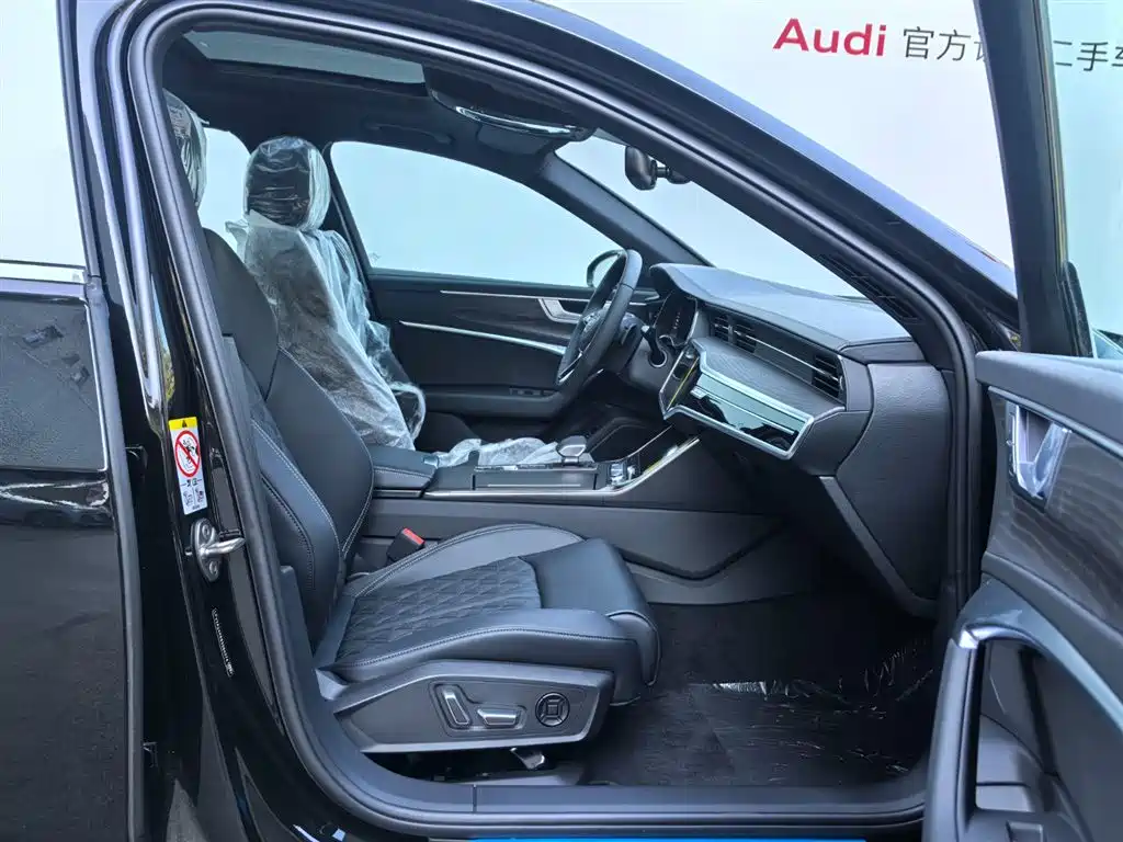 Audi A6L 2025 45 TFSI quattro Premium Sport фото 11