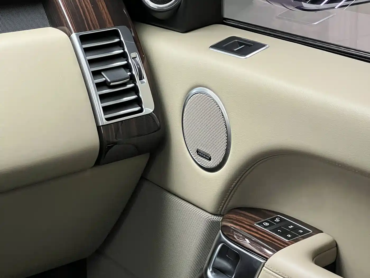 Land Rover Range Rover 2016 3.0 SC V6 Vogue фото 21