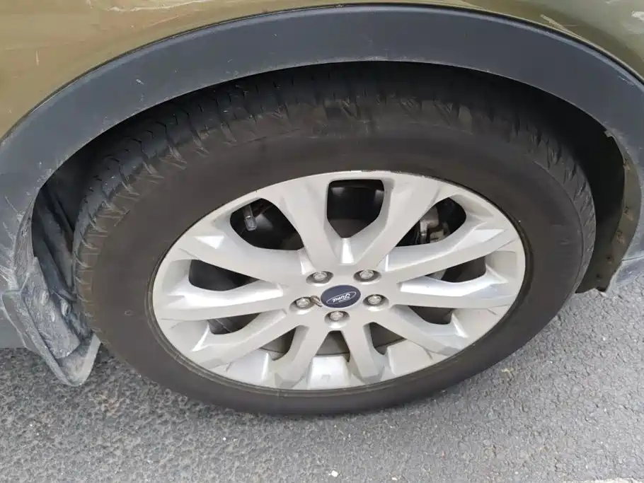 Photo 6 - Ford Kuga